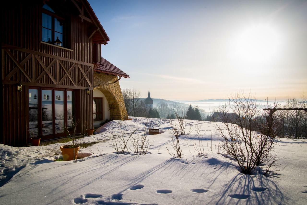 Apartamenty Romanowka Raszow Esterno foto