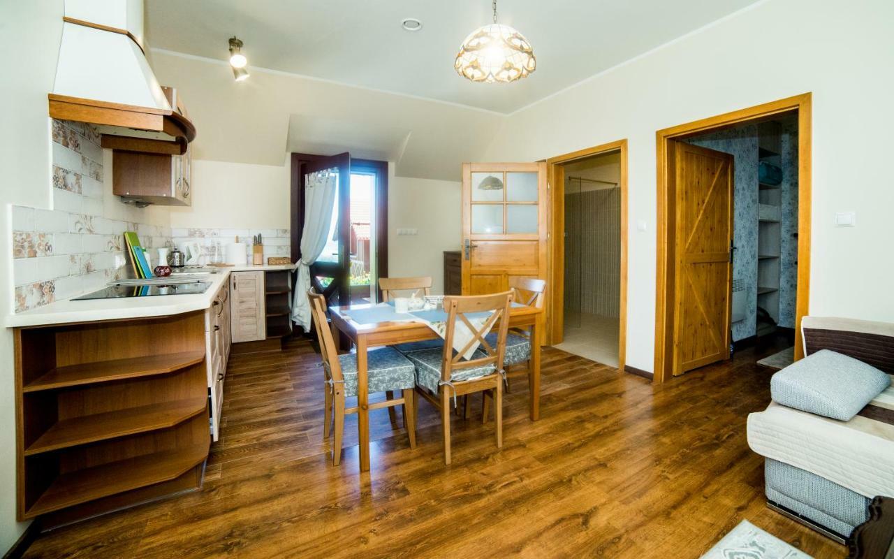 Apartamenty Romanowka Raszow Esterno foto